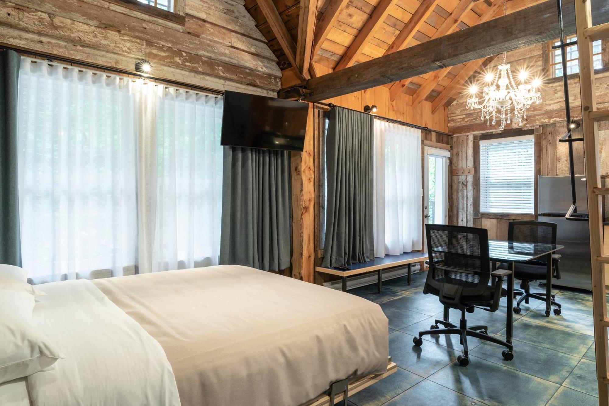 Le Baluchon Eco-Villegiature Saint-Paulin Экстерьер фото